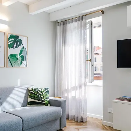 Homethirtyfour Apartment